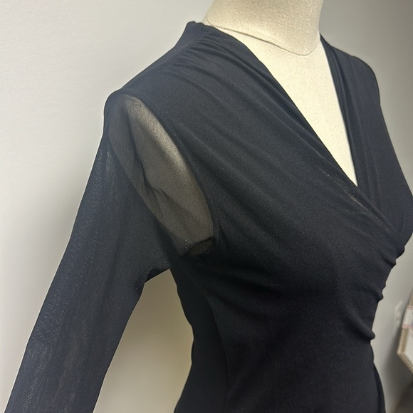 100% Nylon Long Sleeve Top - Picture 3 of 9